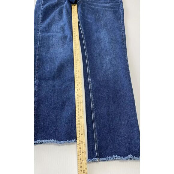 Vervet Blue Women's Straight Leg Frayed Cuff Jeans Size 30 Dark Wash - Picture 5 of 11